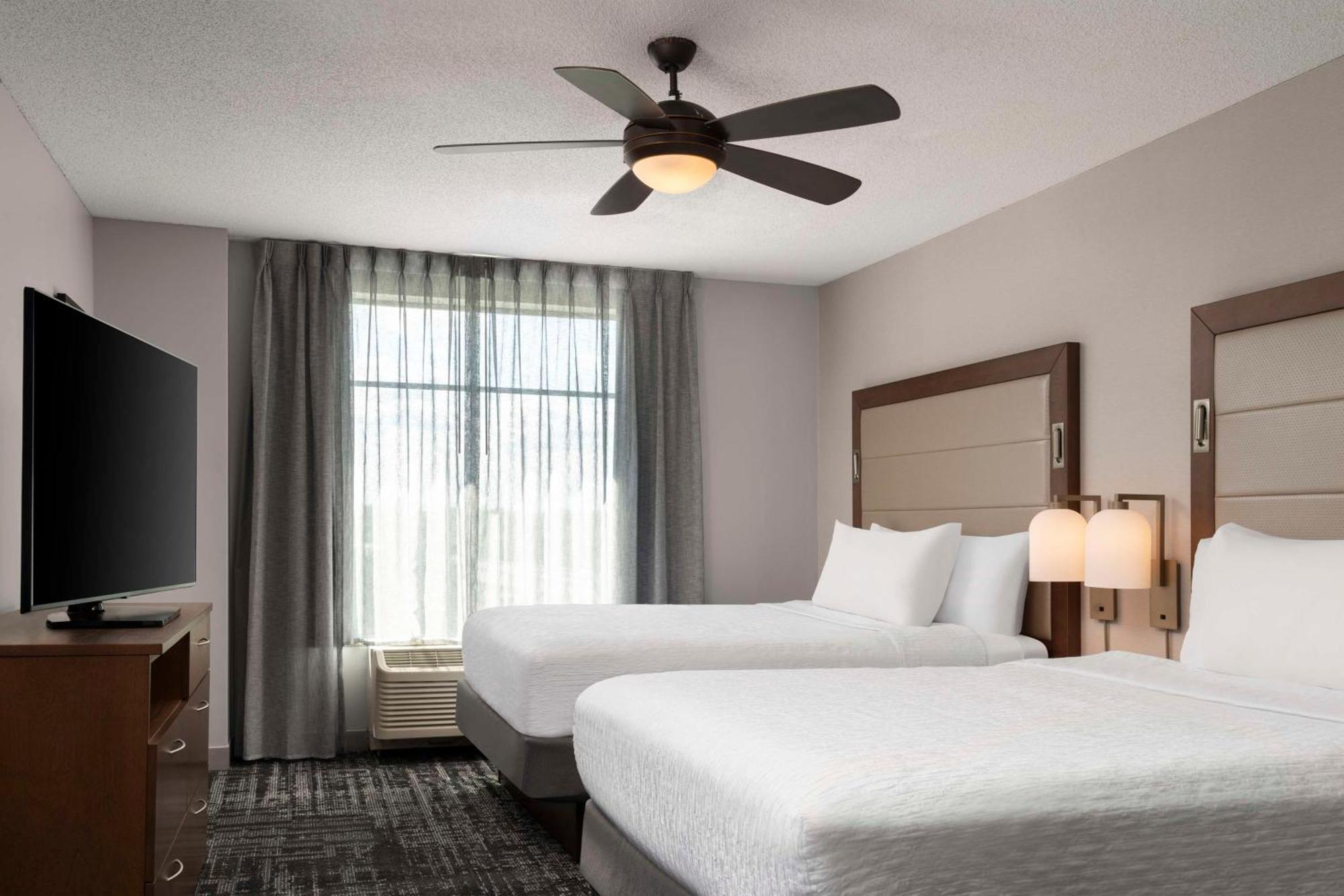 โฮมวูด สวีท บาย ฮิลตัน ฮาร์ตฟอร์ด เซาท์-กลาสตันเบอรี Hotel Glastonbury ภายนอก รูปภาพ
